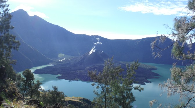 The Perilous Summit of Mount Rinjani – Part 1